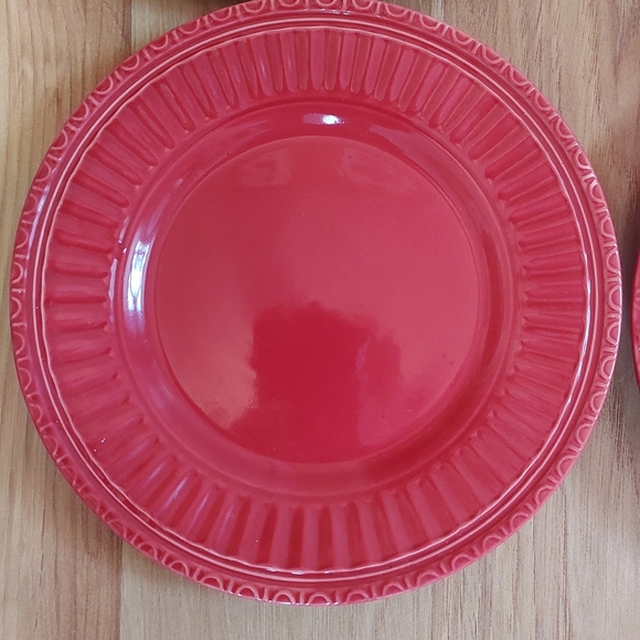 JC Penney Italiana Red Dessert Salad Plates Ribbed Rim 7.5 Inches - Picture 2 of 8